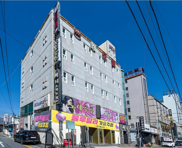 Others 5, King Motel, Geoje