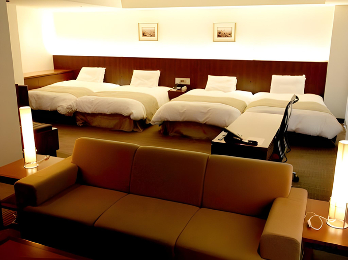 Bedroom 3, Irago Resort&Convention Hotel, Tahara