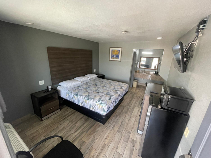 Bedroom 3, Gateway Motor Inn, Tulsa