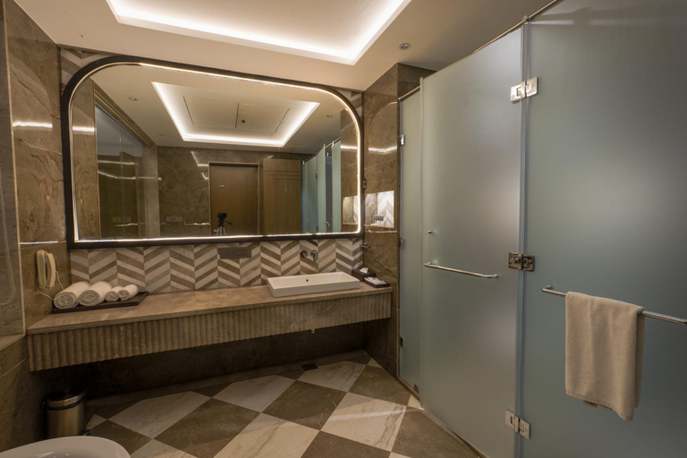 Bathroom 4, Palm Springs Resort, Nashik