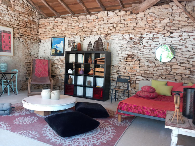 Others 4, La maison au frene, Lot