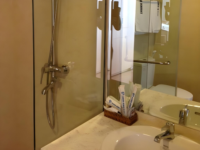 Bathroom 4, Thanh Binh 2 Hotel, Nha Trang