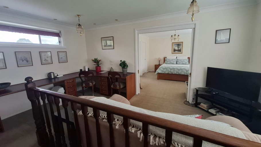 Bedroom, Blackburn Lake Bed and Breakfast, Melbourne