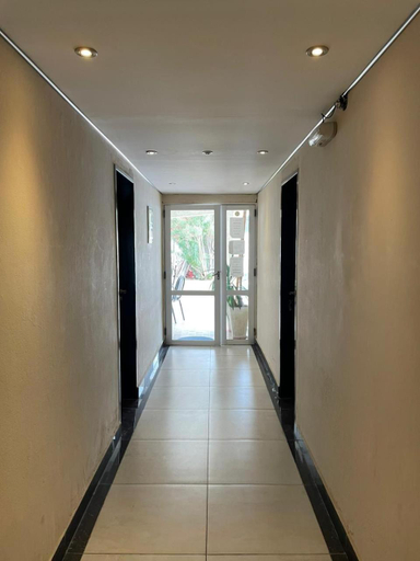 Others 4, Habitaciones Dona Lina, Santa María