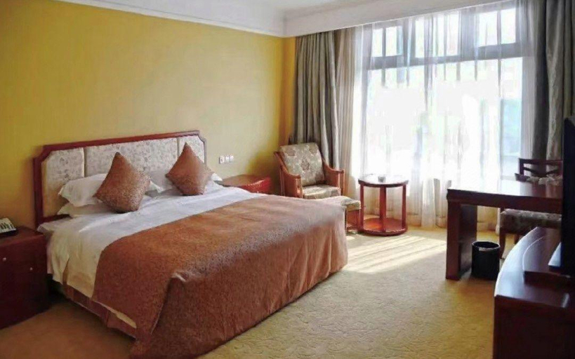 Bedroom 3, Wuxi Tai Hu Hotel, Wuxi