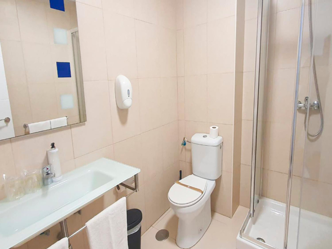 Bathroom 4, Oliva Rooms 3000, Cantabria