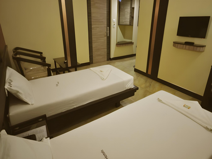 Bedroom, Vijey Hotels - Trichy Central, Tiruchirappalli