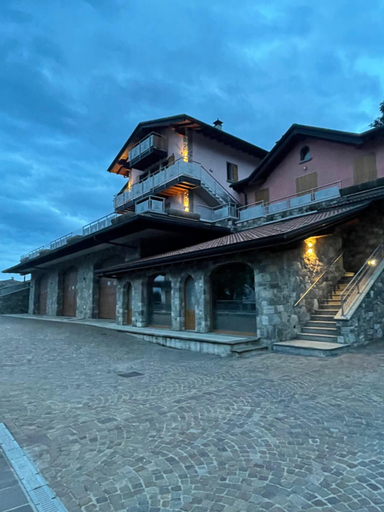Exterior & Views 2, RONCOLA 2021, Bergamo