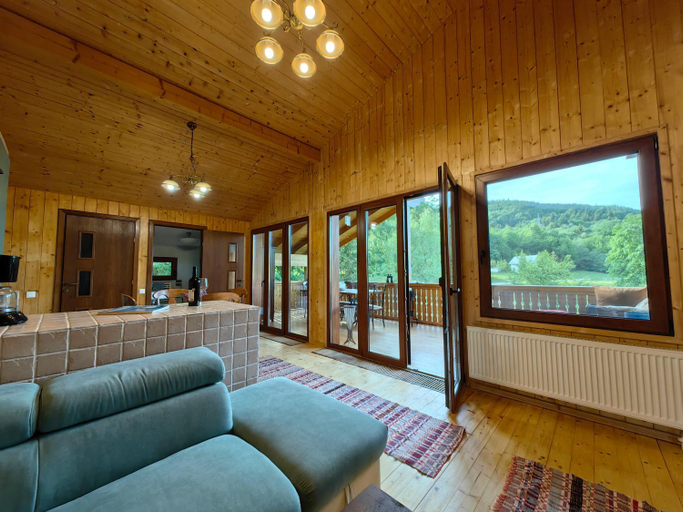 Others 5, Raw Nature Cabin, Tarlungeni