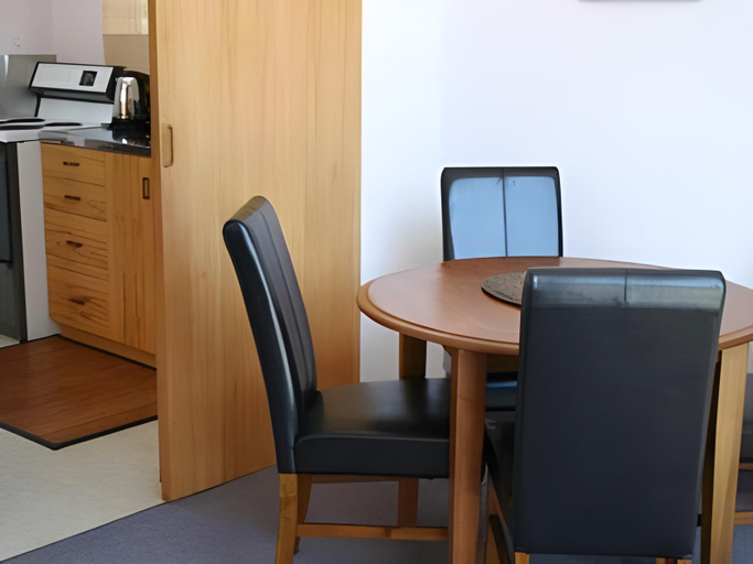 Public Area 2, Apostles View Motel, Grey