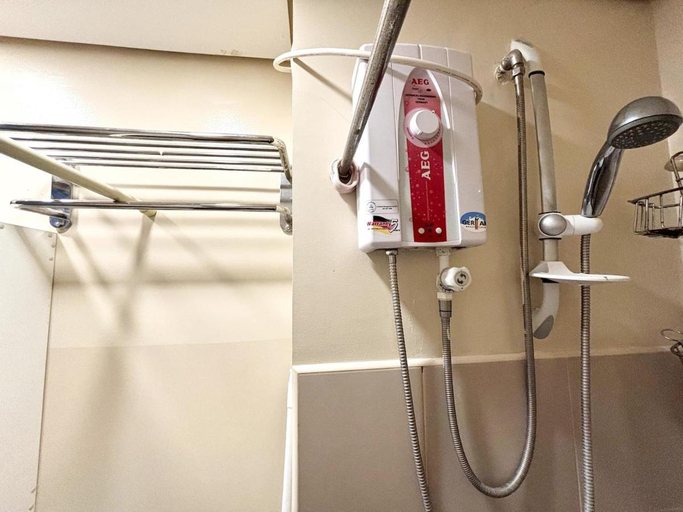 Bathroom 4, Centrio Tower w/ Netflix + WiFi, Cagayan de Oro City