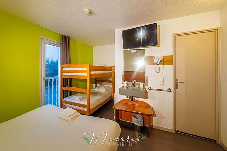 Bedroom 2, Bhoma Budget Troyes aeroport, Aube