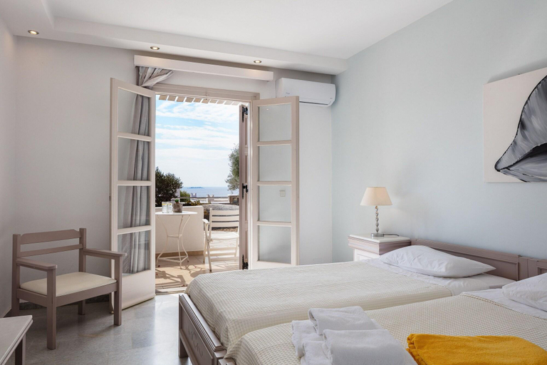 Bedroom 3, Kavuras Village Hotel & Suites, South Aegean