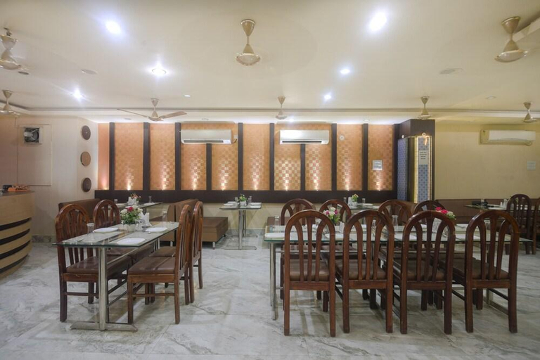 Food & Drinks 5, Hotel Vishnu Vilas, Rewa