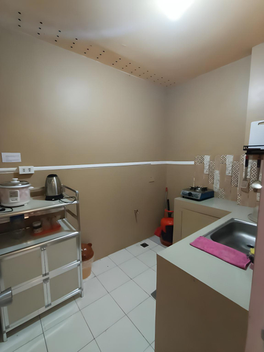Others 4, DJCI Apartelle w/kitchen walk to Robinson,Sm mall, NE pacific mall,S&R cabanatuan, Cabanatuan City