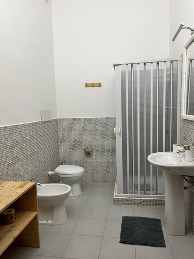 Bathroom 2, Al Vecchio Pontile Vista Mare, Trapani