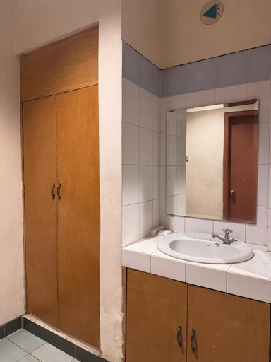 Bathroom, Hotel Dewi Ratih , Batang