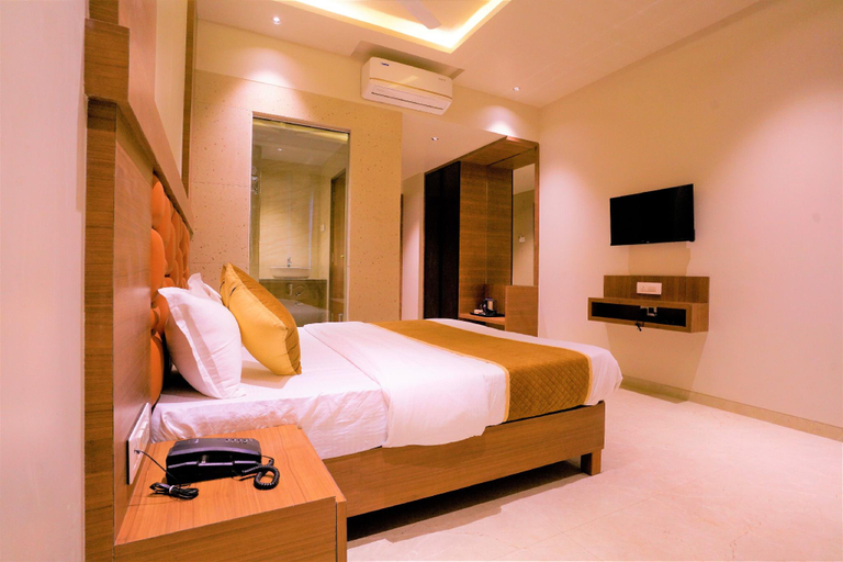 Bedroom 3, HOTEL REGENCY VASAI, Palghar