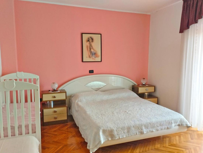 Bedroom 2, Charming apartment in Umag with balcony, Umag
