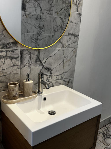 Bathroom 3, Castlegreen Lux Apartment , West Dunbartonshire