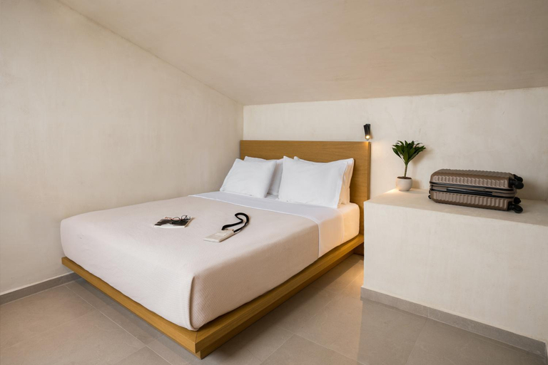 Bedroom 2, Pnoes Luxury Suites, Central Macedonia