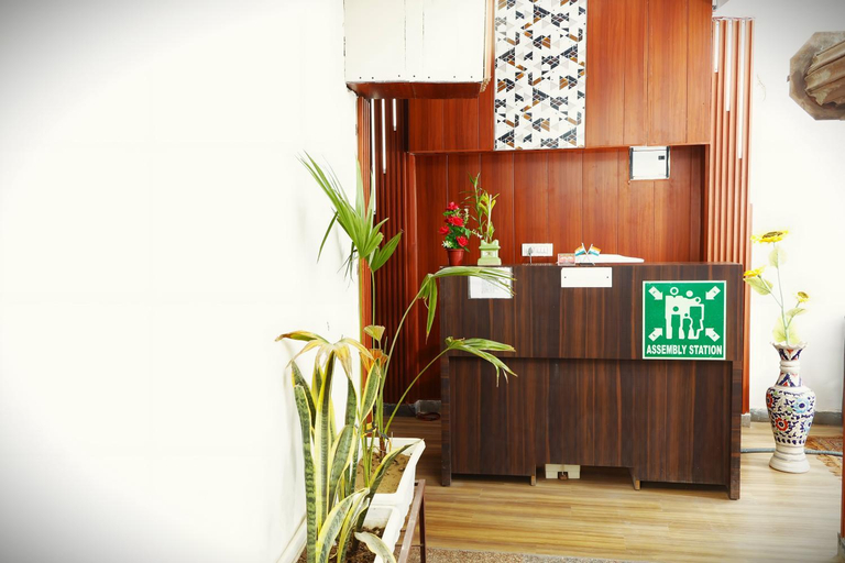 Public Area 3, Hotel Sunrise Inn, Gautam Buddha Nagar