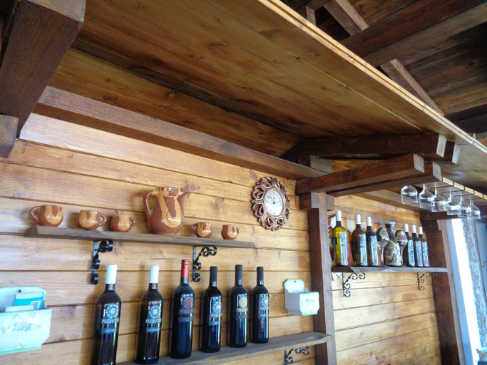 Food & Drinks, Agriturismo Пицути, Lovech