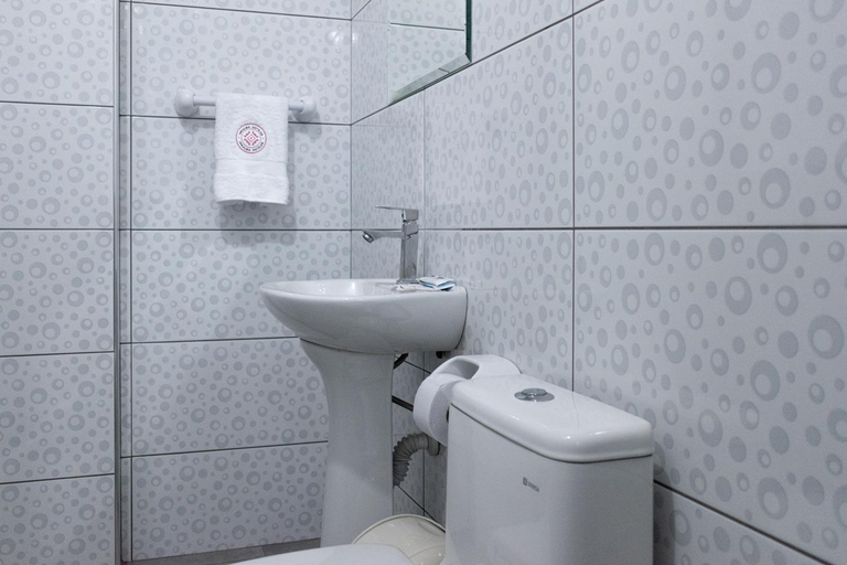 Bathroom 3, Inkalma Don Bosco, Arequipa