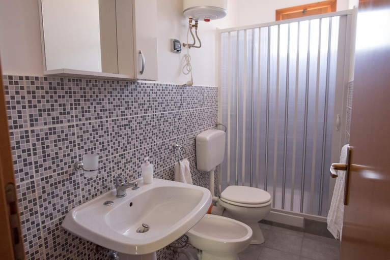 Bathroom 3, Two room apartment near the beach, Agrigento