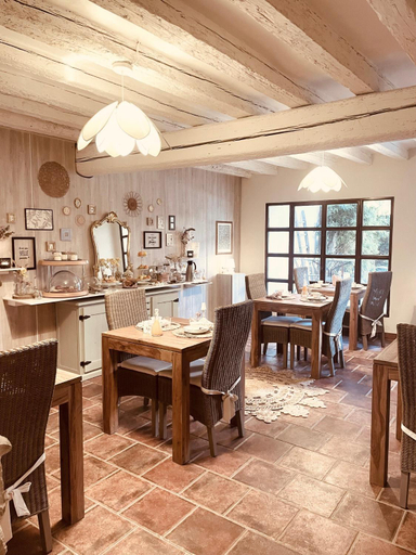 Food & Drinks 4, B&B Temps Suspendu Provence, Vaucluse