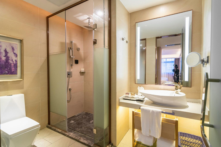 Bathroom 3, Lavande Hotel Anshun Center, Anshun