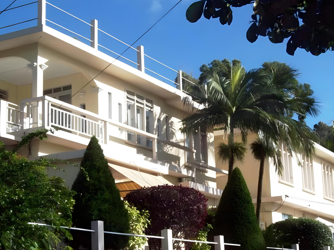Others 3, Acajou Sur Mer Residence