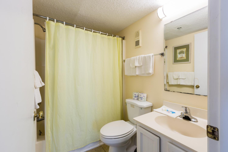 Bathroom 3, Windy Shores II, Horry