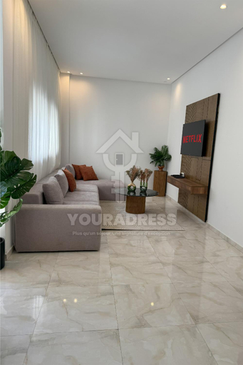 Others 5, Youradress, Casablanca