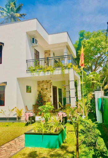 Exterior & Views 1, Sri White Villa Airport Boutique Hotel, Katana