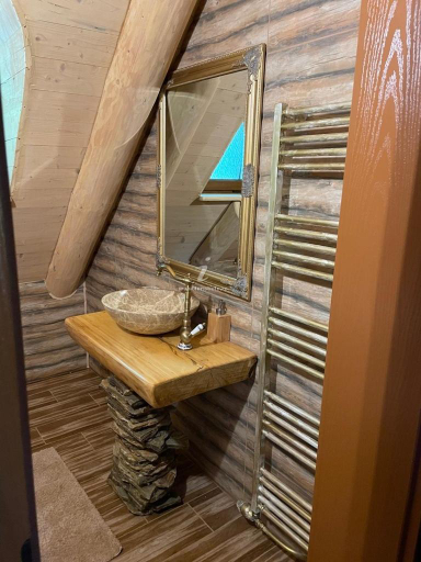 Bathroom 3, Cabana Grama -ponton privat si jacuzzi pe Lacul Cincis, Teliucu Inferior