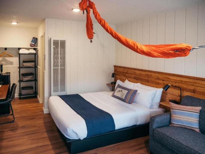 Bedroom 2, LOGE Breckenridge, Summit