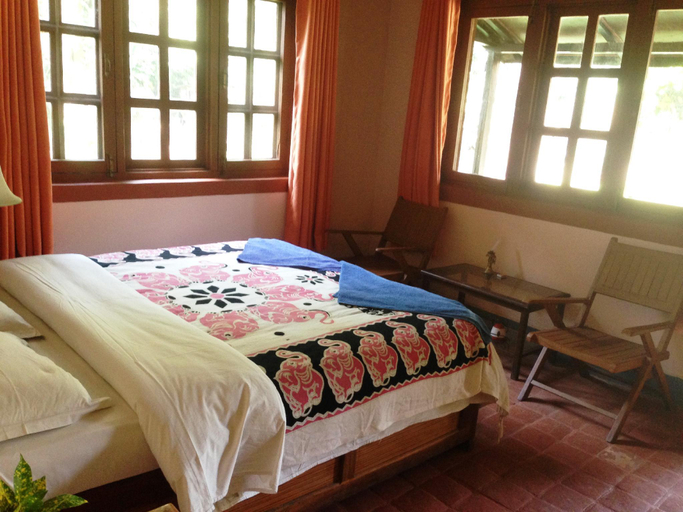 Bedroom 3, Royal Park Hotel, Narayani