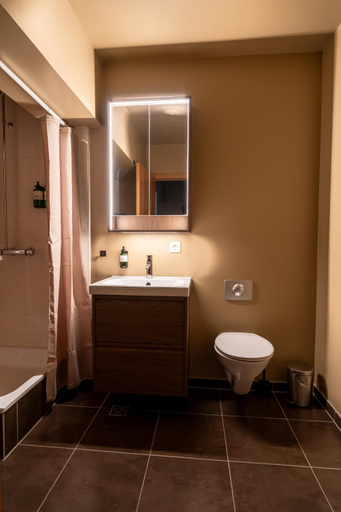 Bathroom 4, Hotel Vest Mar, Snæfellsbær