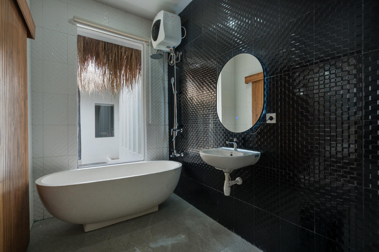 Bathroom 4, Queen D1 Villa by Betterplace, Badung