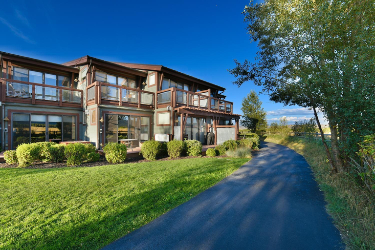 Exterior & Views 2, Newpark Resort, Summit
