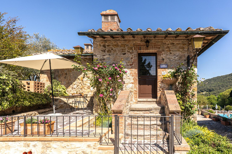 Exterior & Views, Borgo Il Poggiaccio Residence, Siena