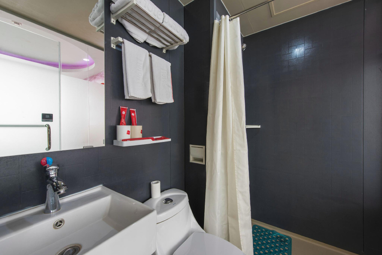 Bathroom 3, Thank Inn Hotel Hebei Baoding Jingxiu District Lugang Guoji, Baoding