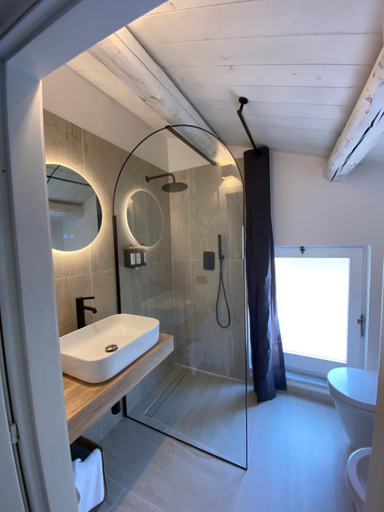 Bathroom 2, VicomilleSuites Cagliari, Cagliari