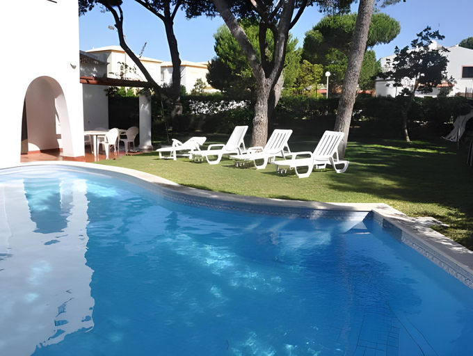 Sport & Beauty 2, Villa in Vilamoura with Private Pool, Loulé
