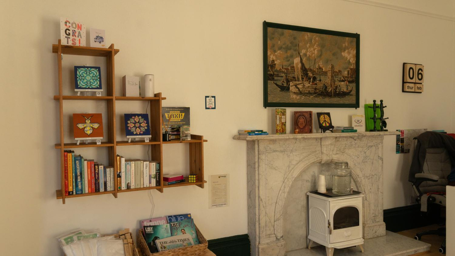 Public Area 2, 4 Friends House, Edinburgh