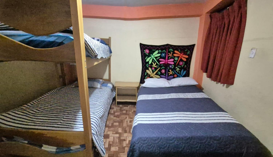 Bedroom 2, Hostal Apu Qhawarina, Urubamba