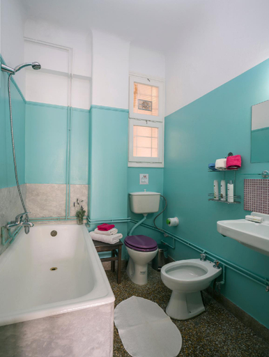 Bathroom, MUSEUM APARTMENT, Attica