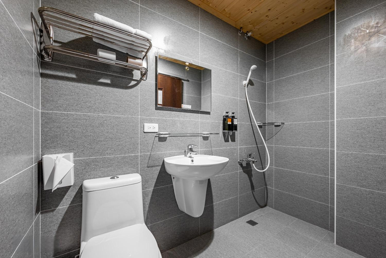 Bathroom 2, Penghu Story Teller Easy Stay, Penghu