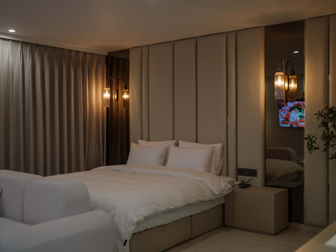 Bedroom 2, Gimhae Jangyu Vibe Hotel, Gimhae